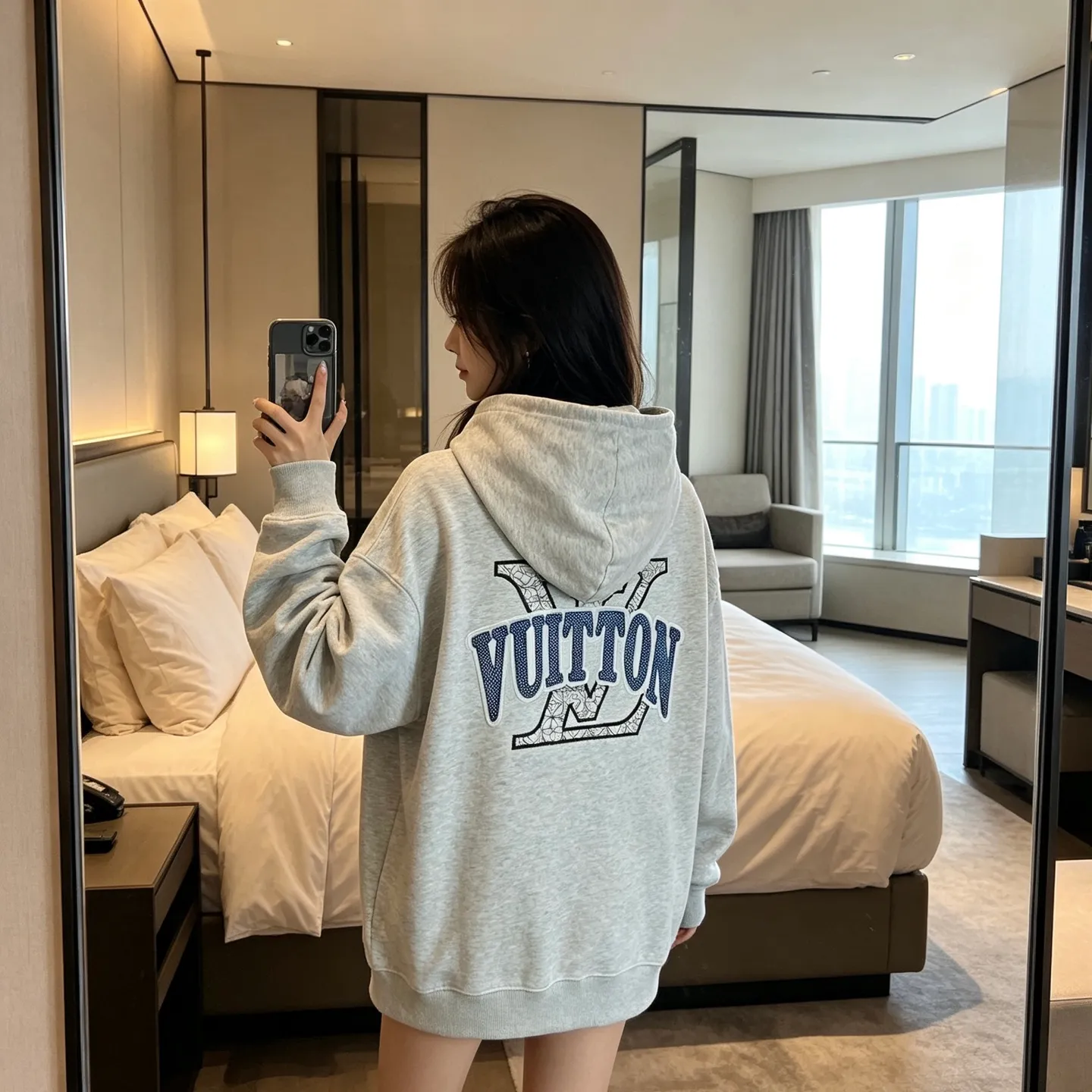 Louis Vuitton/Louis Vuitton Tatami Embroidered Logo Hooded Sweatshirt